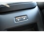 Volvo XC60 T6 350PK Automaat Plug-in Hybrid AWD Plus Black Edition/ Bowers & Wilkins / Navigatie / 360 Camera / Head-up Display / Panoramadak / Stoelverwarming v+a / Stuurverwarming / 21'' Velgen