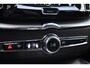 Volvo XC60 T6 350PK Automaat Plug-in Hybrid AWD Plus Black Edition/ Bowers & Wilkins / Navigatie / 360 Camera / Head-up Display / Panoramadak / Stoelverwarming v+a / Stuurverwarming / 21'' Velgen