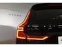 Volvo XC60 T6 350PK Automaat Plug-in Hybrid AWD Plus Black Edition/ Bowers & Wilkins / Navigatie / 360 Camera / Head-up Display / Panoramadak / Stoelverwarming v+a / Stuurverwarming / 21'' Velgen
