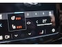 Volvo XC60 T6 350PK Automaat Plug-in Hybrid AWD Plus Black Edition/ Bowers & Wilkins / Navigatie / 360 Camera / Head-up Display / Panoramadak / Stoelverwarming v+a / Stuurverwarming / 21'' Velgen