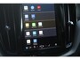 Volvo XC60 T8 455PK Automaat AWD Plus Black Edition Panoramisch schuif-kanteldak / Google infotainment / Adaptieve cruise control / 21" lichtmetalen velgen / Parkeersensoren voor en achter met camera