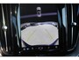 Volvo XC60 T8 455PK Automaat AWD Plus Black Edition Panoramisch schuif-kanteldak / Google infotainment / Adaptieve cruise control / 21" lichtmetalen velgen / Parkeersensoren voor en achter met camera