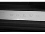 Volvo XC60 T8 455PK Automaat AWD Ultra Black Edition 360 graden camera / Head-up display / Panoramisch schuif-kanteldak / 21" lichtmetalen velgen / Extra getinte ramen vanaf de B-stijl