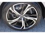 Volvo V60 T6 350PK Automaat Plug-in hybrid AWD Ultra Dark Adaptieve Cruise Control / Head-up display / Panoramisch schuif-kanteldak / Harman Kardon Audio / Blis / Google infotainment