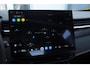 Lynk & Co 01 276PK Automaat Core / Adaptieve cruise control / Stoel - en stuurwielverarming / Parkeersensoren met camera / Apple carplay / Trekhaak / Metallic lak / 19" lichtmetalen velgen