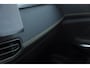 Lynk & Co 01 276PK Automaat Core / Adaptieve cruise control / Stoel - en stuurwielverarming / Parkeersensoren met camera / Apple carplay / Trekhaak / Metallic lak / 19" lichtmetalen velgen