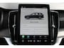 Volvo XC90 T8 455PK Autom Plug-in hybrid AWD Ultra Dark Luchtvering / Massagefunctie voorstoelen / Semi elektrisch wegklapbare trekhaak / Gelamineerd glas / Stoelventilatie / 21" lichtmetalen velgen