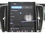 Volvo XC90 T8 455PK Autom Plug-in hybrid AWD Ultra Dark Luchtvering / Massagefunctie voorstoelen / Semi elektrisch wegklapbare trekhaak / Gelamineerd glas / Stoelventilatie / 21" lichtmetalen velgen
