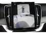 Volvo XC90 T8 455PK Autom Plug-in hybrid AWD Ultra Dark Luchtvering / Massagefunctie voorstoelen / Semi elektrisch wegklapbare trekhaak / Gelamineerd glas / Stoelventilatie / 21" lichtmetalen velgen