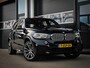 BMW X5 40D xDrive M-Sport | HUD | COMFORTZETELS | PANO | LED | CARBONSCHWARZ METTALIC | TREKHAAK | MEMORY