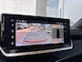 Peugeot 2008 Allure Pack 1.2 Hybrid 145pk e-DCS6 | STOELVERW. | ADAPTIVE CRUISE | KEYLESS ENTRY | 360° CAMERA | DODEHOEKBEW. | NAVI | LEDER/STOF |