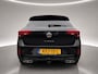Volkswagen T-Roc 1.5 TSI R-Line Acc, Trekhaak, All Season banden, Camera