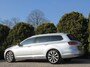 Volkswagen Passat Variant 1.6 TDI Connected + *Panorama*