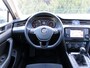 Volkswagen Passat Variant 1.6 TDI Connected + *Panorama*