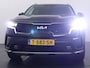 Kia Sorento 1.6T-GDI 265PK 4WD Plugin Hybrid DynamicPlusLine 7-Persoons Panoramadak Leder Trekhaak Adap.Cruise Bose® Stoel+Stuur+Achterbankverwarming Navi Camera Ecc Apple Carplay Android Auto DAB Lmv Privacy Glas Led Elek.Stoelen Elek.Achterklep Fabrieksgarantie tot 24-8-2030/150.000KM 1e Eigenaar Dealeronderhouden 1.500KG Trekgewicht Origineel Nederlandse Auto