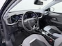 Opel Mokka-e Electric Level 2 50kWh Warmtepomp Trekhaak Adap.Cruise Navi 360°Camera Ecc Apple Carplay Android Auto Pdc SOH 85% Keyless Lmv Led Privacy Glas Isofix Dealeronderhouden Origineel Nederlandse Auto