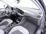 Opel Mokka-e Electric Level 2 50kWh Warmtepomp Trekhaak Adap.Cruise Navi 360°Camera Ecc Apple Carplay Android Auto Pdc SOH 85% Keyless Lmv Led Privacy Glas Isofix Dealeronderhouden Origineel Nederlandse Auto