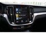 Volvo V60 2.0 B3 163pk Momentum Advantage | Trekhaak Wegklapbaar | Leer | Camera | 19" Velgen