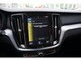 Volvo V60 2.0 B3 163pk Momentum Advantage | Trekhaak Wegklapbaar | Leer | Camera | 19" Velgen