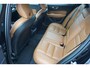 Volvo V60 2.0 B3 163pk Momentum Advantage | Trekhaak Wegklapbaar | Leer | Camera | 19" Velgen