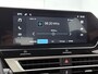 Citroën E-C4 EV You 50 kWh 136pk | Navigatie via Apple Carplay / Android Auto | Achteruitrijcamera | Climate Control | Cruise Control | Parkeersensoren | DAB+ radio | Armsteun | Stof/kunstlederen comfortstoelen | Volledig digitaal instrumentenpaneel | Adaptief demping systeem | 18” lichtmetalen velgen |