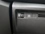 Citroën E-C4 You 50 kWh 136pk | Accu 97% | Navigatie via Apple Carplay / Android Auto | Achteruitrijcamera | Climate Control | Cruise Control | Parkeersensoren | DAB+ radio | Armsteun | Stof/kunstlederen comfortstoelen | Volledig digitaal instrumentenpaneel | Adaptief demping systeem | 18” lichtmetalen velgen |
