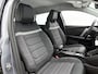 Citroën E-C4 You 50 kWh 136pk | Accu 97% | Navigatie via Apple Carplay / Android Auto | Achteruitrijcamera | Climate Control | Cruise Control | Parkeersensoren | DAB+ radio | Armsteun | Stof/kunstlederen comfortstoelen | Volledig digitaal instrumentenpaneel | Adaptief demping systeem | 18” lichtmetalen velgen |