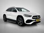 Mercedes-Benz GLA 200 AMG | Night pakket | Trekhaak | Sidesteps | Parkeerpakket met achtercamera | Spiegelpakket Inclusief 24 maanden MB Certified garantie voor Europa.