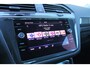 Volkswagen Tiguan 1.5 TSI Elegance / Facelift! / Trekhaak af-fabriek/ IQ light/ Carplay/ Stoelverwarming/ Camera
