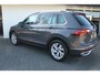 Volkswagen Tiguan 1.5 TSI Elegance / Facelift! / Trekhaak af-fabriek/ IQ light/ Carplay/ Stoelverwarming/ Camera