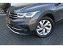 Volkswagen Tiguan 1.5 TSI Elegance / Facelift! / Trekhaak af-fabriek/ IQ light/ Carplay/ Stoelverwarming/ Camera
