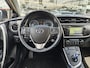 Toyota Auris Touring Sports 1.8 Hybrid Lease Pro | Pano | Trekhaak Afn. | Sensoren v/a | Sto