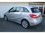 Mercedes-Benz B-klasse 180 Prestige/ NL auto/ Camera/ Carplay/ Leer/ Trekhaak af-fabriek/ Stoelverwarming/ LED