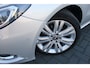 Mercedes-Benz B-klasse 180 Prestige/ NL auto/ Camera/ Carplay/ Leer/ Trekhaak af-fabriek/ Stoelverwarming/ LED