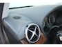 Mercedes-Benz B-klasse 180 Prestige/ NL auto/ Camera/ Carplay/ Leer/ Trekhaak af-fabriek/ Stoelverwarming/ LED