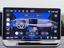 Volkswagen Tiguan 1.5 eHybrid R-Line Edition Panoramaschuif-kanteldak - ACC - Navigatie - Trekhaak - Stoelverwarming - Camera - LED