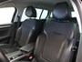 Renault Megane Estate 140pk TCe Intens | Trekhaak | Dealer onderhouden | Stoel- en stuurwielverwarming | Navigatie |