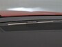 Renault Austral E-Tech Hybrid 200pk Iconic | Trekhaak | Full option | Harman Kardon | 4Control | Active driver assist | Panoramisch vast glazen dak |