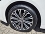 Toyota Corolla Touring Sports 1.8 Hybrid Dynamic | Trekhaak | Stoelverwarming | Apple Carplay