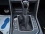 Volkswagen Tiguan 1.5 TSI Life Business / Pano / IQ Light / Trekhaak