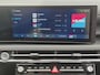 Hyundai Tucson 1.6 T-GDI PHEV Premium 4WD / Facelift Model / Fabrieksgarantie tot 07-2029 / All season banden / Head Up Display / Trekgewicht 1210 kg / Elektrische achterklep / Stuur- Stoel & Achterbankverwarming / Rondomzicht camera / Stoelventilatie / Apple Carplay Android Auto /