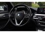 BMW 5-Serie Touring 520i High Executive Aut. | Panorama | Memory | HUD | Dealeronderhouden 2026 | Full Led | Stoelverwarming |