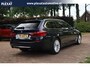 BMW 5-Serie Touring 520i High Executive Aut. | Panorama | Memory | HUD | Dealeronderhouden 2026 | Full Led | Stoelverwarming |