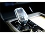 Volvo XC90 2.0 T8 AWD 335kW/456pk Aut8 Recharge Ultra Dark 7P ADAPT.CRUISE + HARMAN/KARDON + PANORAMADAK + HEAD-UP + STOEL-&STUURVERWARMING + PILOT ASSIST + LEDEREN DASHBOARD + 360 CAMERA + BLIS + LANE ASSIST + PD-GLASS + ACHTERBANKVERWARMING + 21" LM-VELGEN!