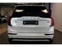 Volvo XC90 2.0 T8 AWD 335kW/456pk Aut8 Recharge Ultra Dark 7P ADAPT.CRUISE + HARMAN/KARDON + PANORAMADAK + HEAD-UP + STOEL-&STUURVERWARMING + PILOT ASSIST + LEDEREN DASHBOARD + 360 CAMERA + BLIS + LANE ASSIST + PD-GLASS + ACHTERBANKVERWARMING + 21" LM-VELGEN!