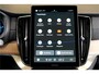 Volvo XC90 2.0 T8 AWD 335kW/456pk Aut8 Recharge Ultra Dark 7P ADAPT.CRUISE + HARMAN/KARDON + PANORAMADAK + HEAD-UP + STOEL-&STUURVERWARMING + PILOT ASSIST + LEDEREN DASHBOARD + 360 CAMERA + BLIS + LANE ASSIST + PD-GLASS + ACHTERBANKVERWARMING + 21" LM-VELGEN!