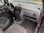 Dacia Lodgy 1.2 TCe Stepway 7-PERSOONS!/NAVIGATIE/DEALER OND.!/