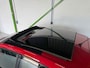 Volkswagen Up! 1.0 GROOVE UP! / Automaat / Lederen bekleding / Cruise control / Stoelverwarming / Bluetooth / Navigatie.