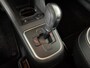 Volkswagen Up! 1.0 GROOVE UP! / Automaat / Lederen bekleding / Cruise control / Stoelverwarming / Bluetooth / Navigatie.
