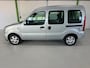 Renault Kangoo 1.6-16V Privilège / 5-persoons / Airco / LM velgen / All-season banden / Ruime auto / Nette auto